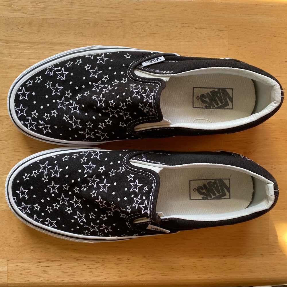 Black with Embroidered Stars Slip-On Vans